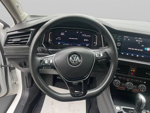 Used 2020 Volkswagen Jetta SEL FWD image 22
