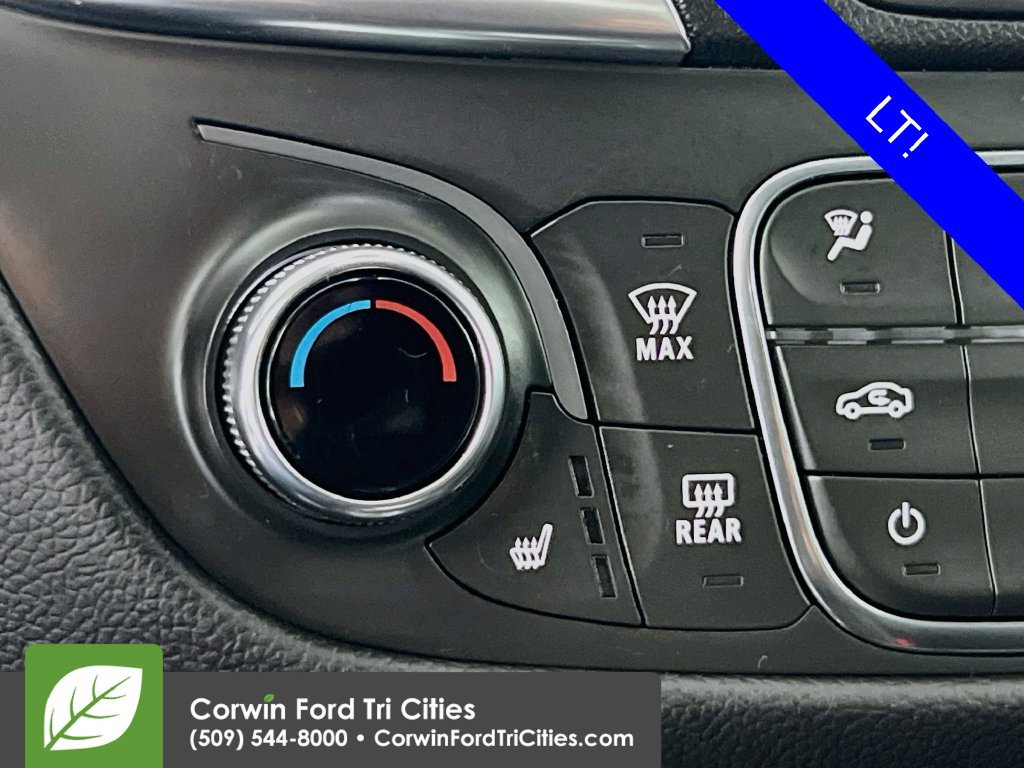 Used 2021 Chevrolet Equinox LT AWD/4WD image 23