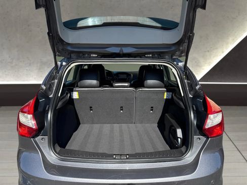 Used 2012 Ford Focus SEL FWD image 95
