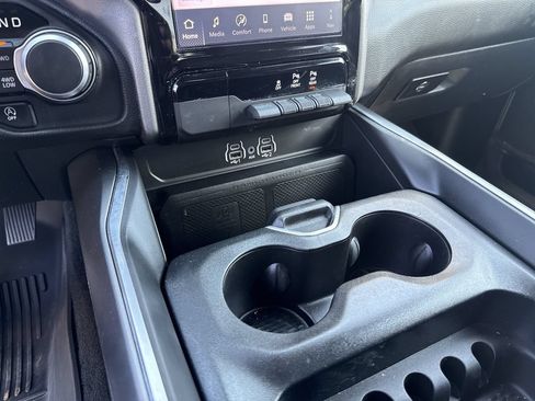 Used 2025 RAM 1500 Big Horn AWD/4WD image 26