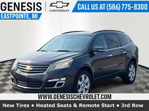 Used 2016 Chevrolet Traverse LT w/ Style and Technology Package image 1