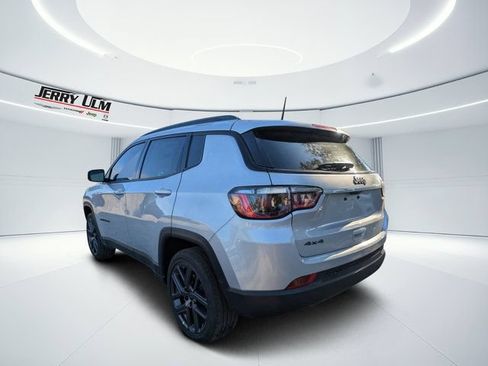 New 2026 Jeep Compass Latitude AWD/4WD image 4