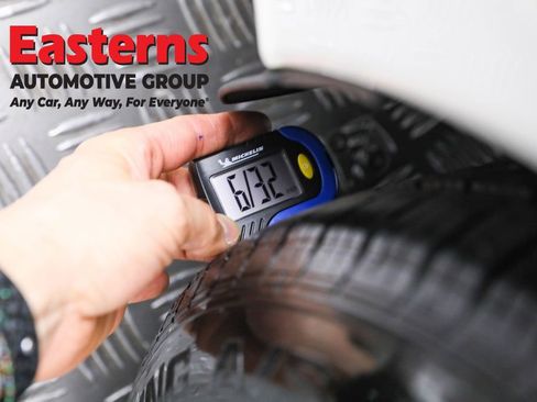 Used 2025 Nissan Altima 2.5 SV image 26