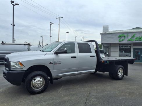 Used 2018 RAM 3500 Tradesman w/ Protection Group image 8
