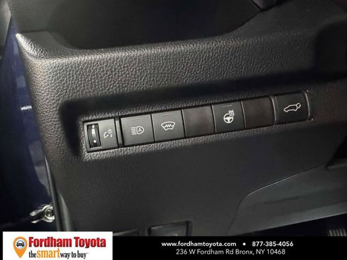 Used 2025 Toyota RAV4 XLE w/ Convenience Package AWD/4WD image 21