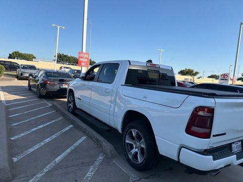 Used 2023 RAM 1500 Laramie AWD/4WD image 7