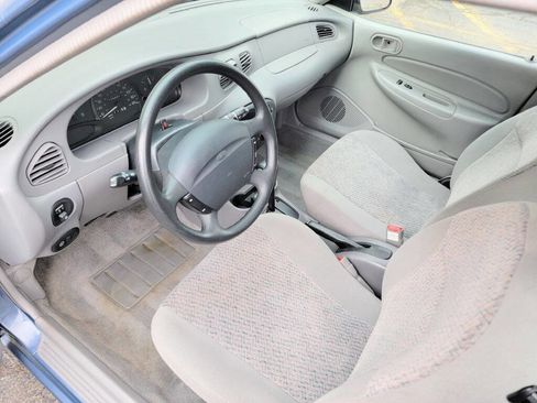 Used 1999 Ford Escort SE image 5