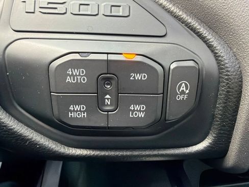 Used 2023 RAM 1500 Laramie AWD/4WD image 20