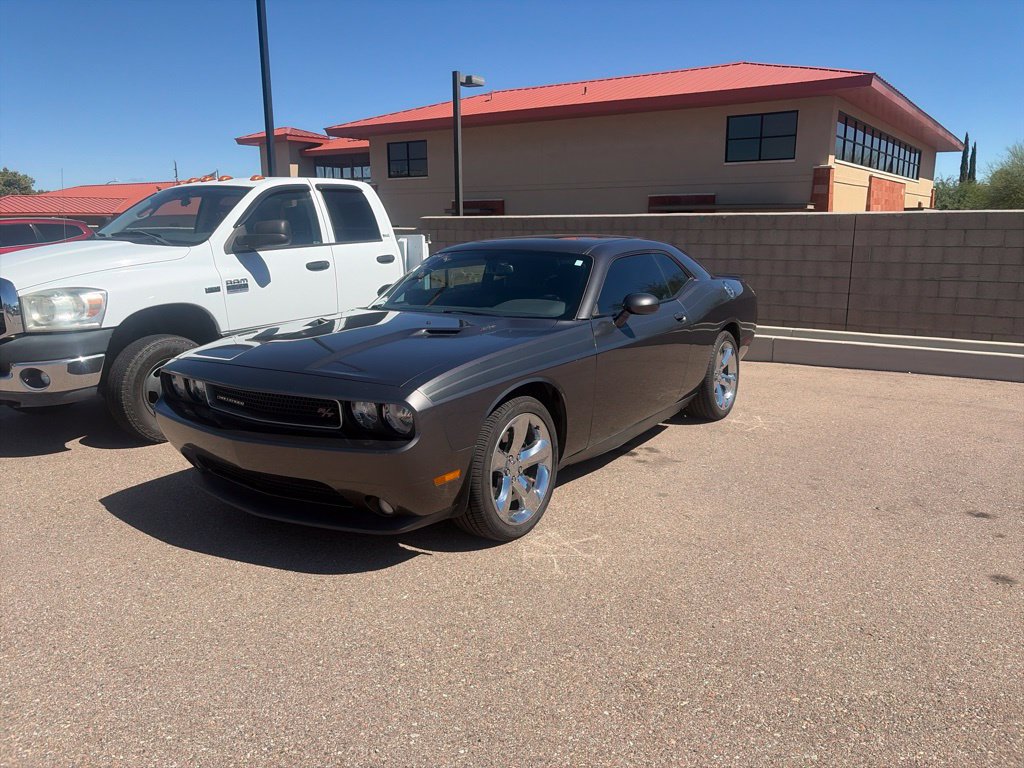 Used 2014 Dodge Challenger R/T Plus RWD image 1
