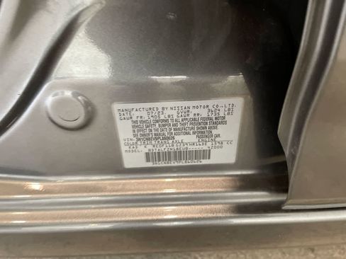 Used 2023 Nissan Versa SV image 26