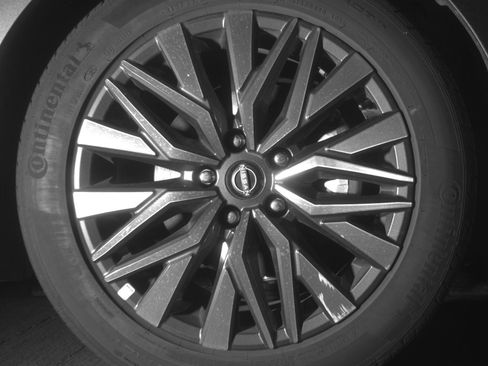 Used 2025 Nissan Altima 2.5 SV image 13