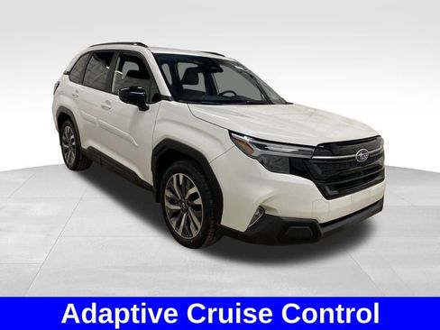 Used 2025 Subaru Forester Touring image 5