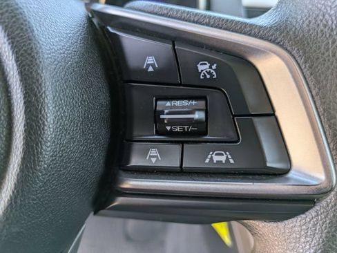 Used 2019 Subaru Outback 2.5i AWD/4WD image 10