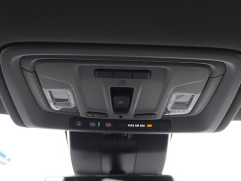 Used 2025 Chevrolet Silverado 2500 LTZ w/ LTZ Plus Package image 31