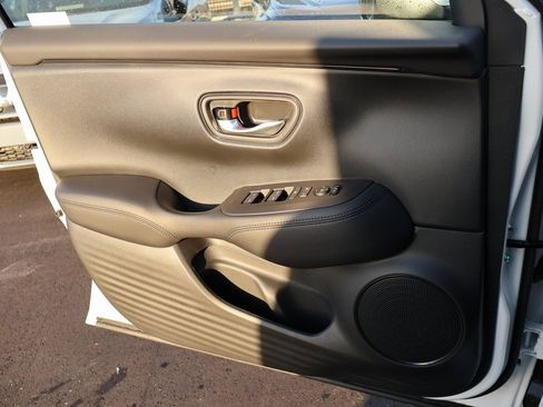 New 2026 Honda HR-V LX image 29