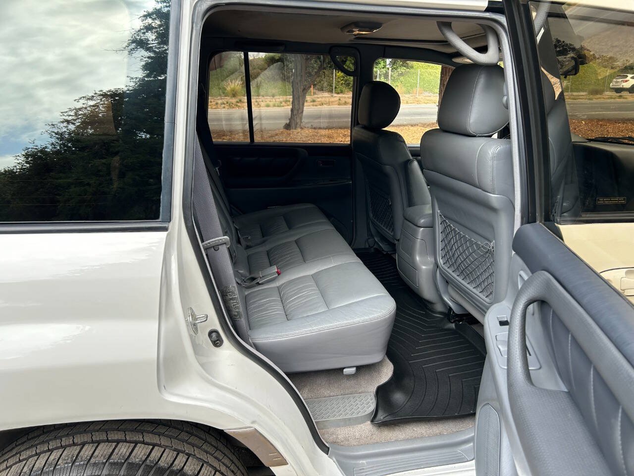 Used 1999 Toyota Land Cruiser AWD/4WD image 38
