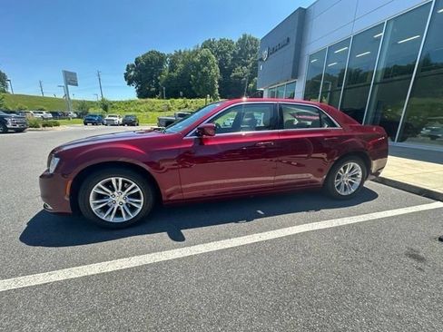 Used 2020 Chrysler 300 Touring L w/ Quick Order Package 2EF RWD image 22
