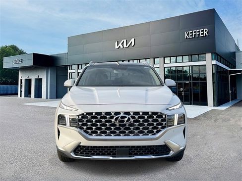 Used 2023 Hyundai Santa Fe Limited image 3