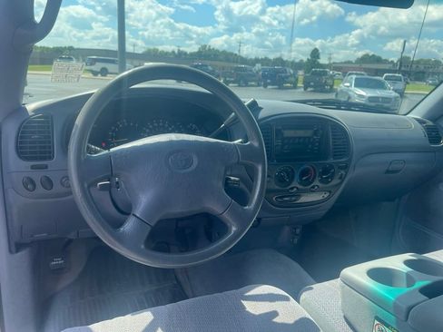 Used 2001 Toyota Tundra SR5 w/ Convenience Pkg AWD/4WD image 10