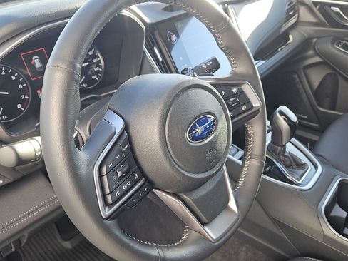 Used 2025 Subaru Outback Limited image 16