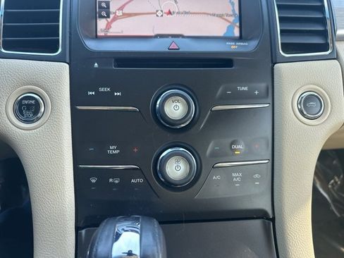 Used 2015 Ford Taurus SEL w/ Equipment Group 201A image 16