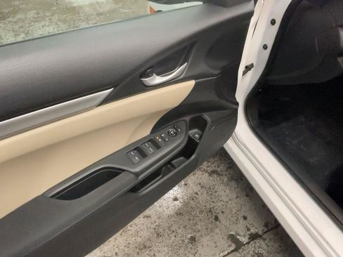 Used 2020 Honda Civic LX image 31