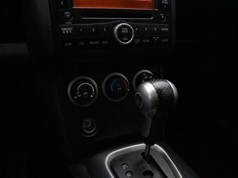 Used 2009 Nissan Rogue SL w/ Premium Pkg image 29