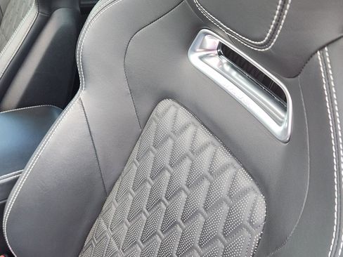 Used 2020 Jaguar F-PACE SVR image 14