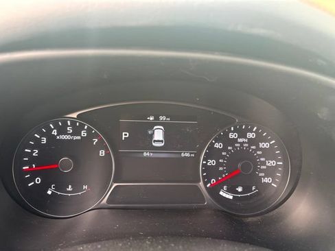 Used 2017 Kia Soul ! w/ Tech Package FWD image 10