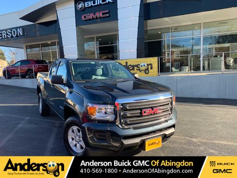 Used 2017 GMC Canyon W/T image 1
