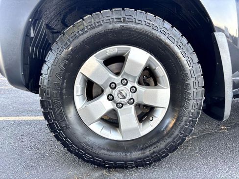 Used 2013 Nissan Xterra S image 25