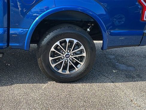 Used 2018 Ford F150 XLT w/ Equipment Group 302A Luxury image 9