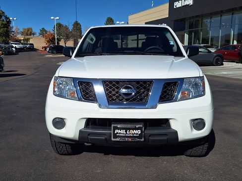 Used 2021 Nissan Frontier SV w/ SV Utility Package image 8