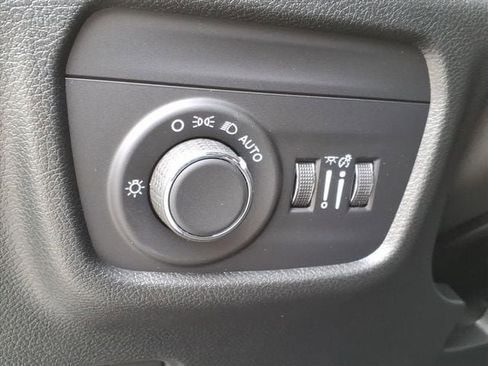 New 2025 Jeep Grand Cherokee L Laredo w/ Luxury Tech Group I image 17