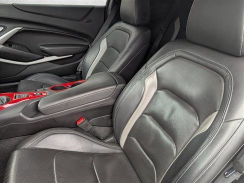 Used 2019 Chevrolet Camaro LT w/ RS Package image 24