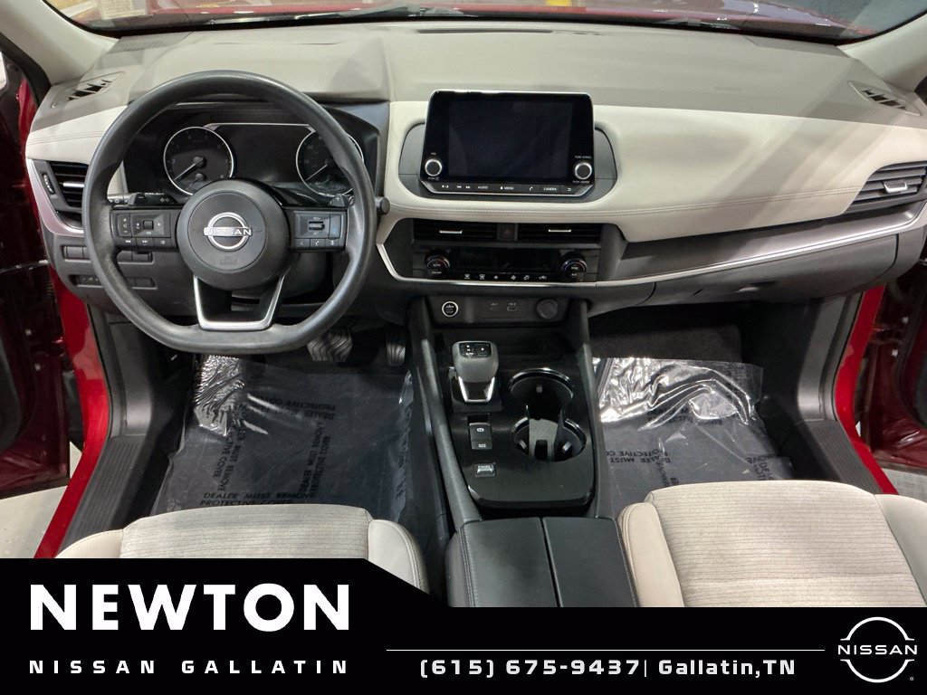 Used 2023 Nissan Rogue SV FWD image 9