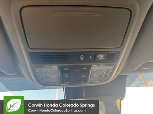 Used 2021 Honda Pilot Touring image 22