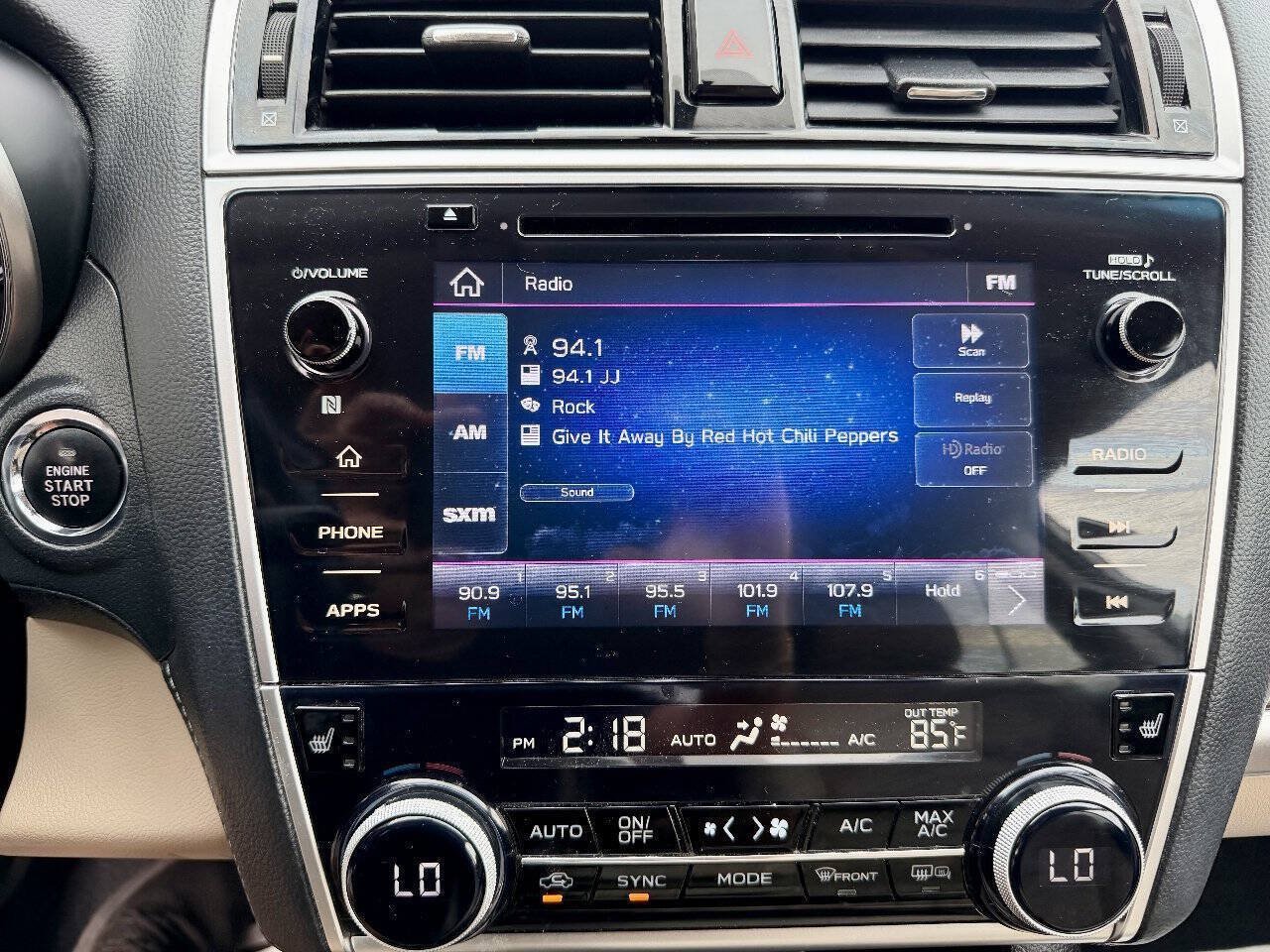 Used 2019 Subaru Outback 2.5i Limited AWD/4WD image 37