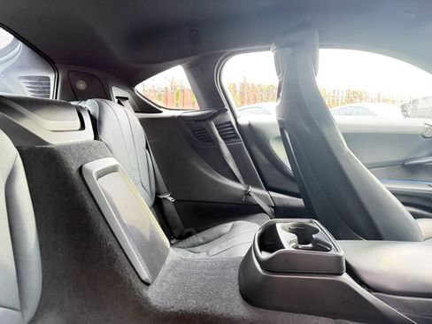 Used 2015 BMW i8 AWD/4WD image 27