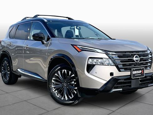 New 2026 Nissan Rogue Platinum image 2