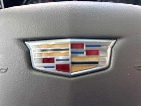 Used 2020 Cadillac XT6 Premium Luxury image 16