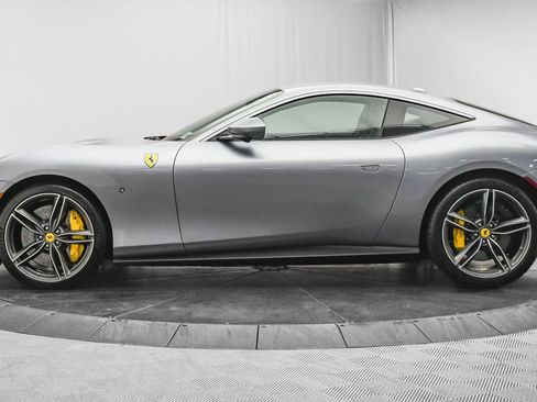 Certified 2023 Ferrari Roma image 5
