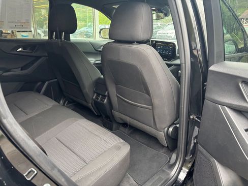 Used 2025 Chevrolet Equinox LT FWD image 40