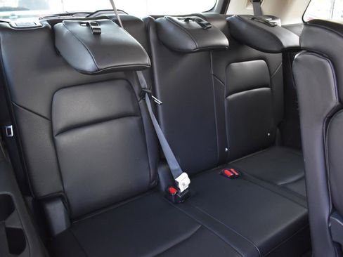 Used 2024 Nissan Pathfinder SL FWD image 69