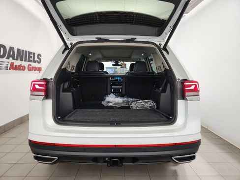 New 2026 Volkswagen Atlas SE FWD image 36
