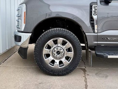 Certified 2023 Ford F350 Lariat w/ Chrome Package image 37