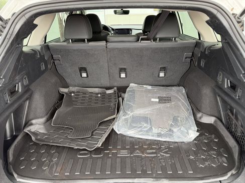 Used 2023 Subaru Outback Onyx Edition AWD/4WD image 28