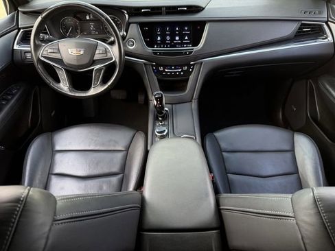 Used 2024 Cadillac XT5 Premium Luxury image 13