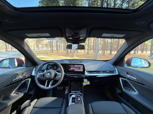 New 2026 BMW X1 xDrive28i w/ Technology Package image 2