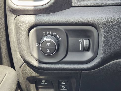 Used 2022 RAM 1500 Lone Star AWD/4WD image 23